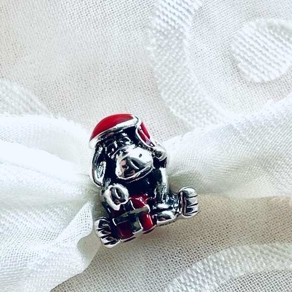 💙 NWOT Eeyore Charm – Winnie The Pooh ✨Christmas - Picture 3 of 9
